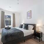 Luxurious 3 Bedroom House In The District Holiday home Kendal