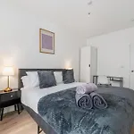 Dom wakacyjny Luxurious 3 Bedroom House In The District Kendal