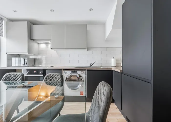 Holiday home Luxurious 3 Bedroom House In The District