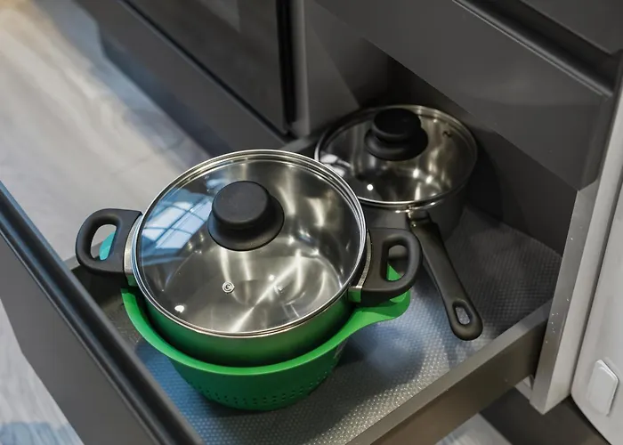 Luxurious 3 Bedroom House In The District *